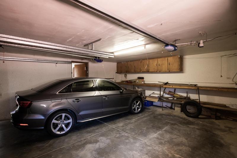 To Let 8 Bedroom Property for Rent in Walmer Estate Western Cape